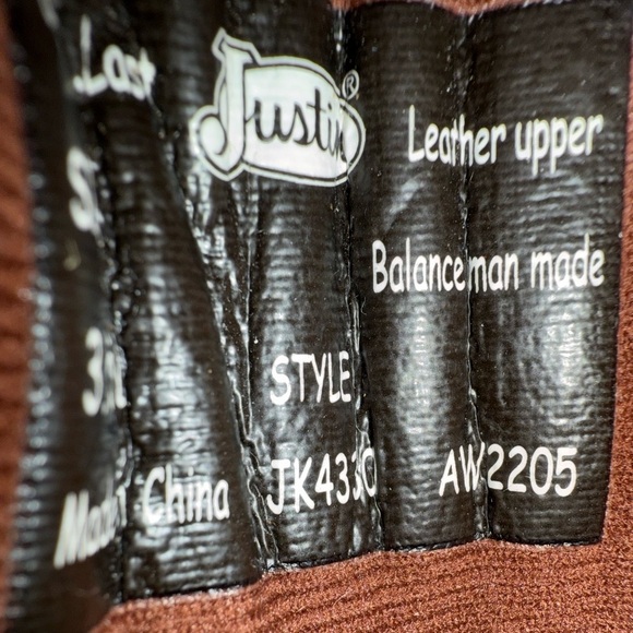 Justin Children's Rush Junior Saddle
Cowhide Tan Western Boots NWOT - Picture 6 of 8